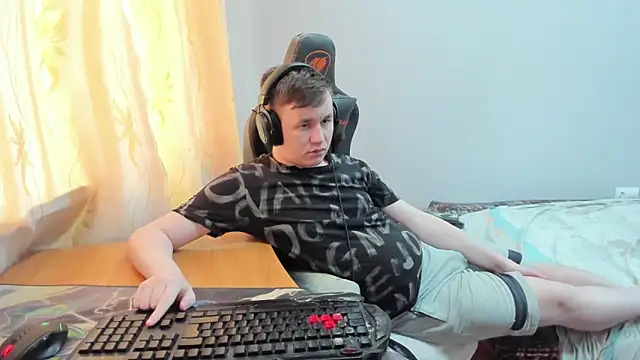 Chat +18 de iliaskrislove ao vivo