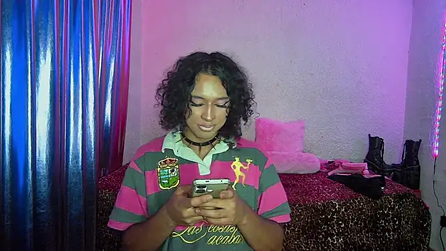 angelsdustxxx Adlı Modelin Web Kamerası Şovu