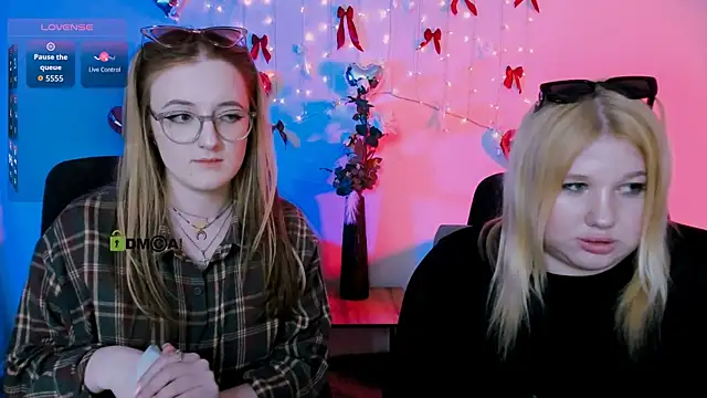 luna_berryy – webcam-show