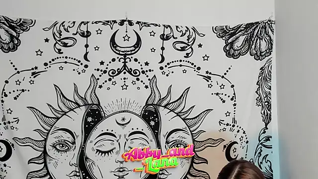 Abby_and_Lana Adlı Modelin Web Kamerası Şovu