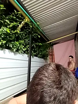 3hornys-straights 网络视讯表演