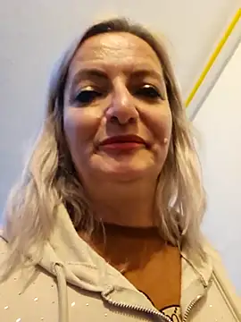 LadyTouch's Live XXX Chat