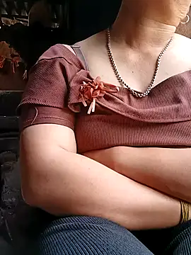 Lindxx-hot 即時 XXX 聊天