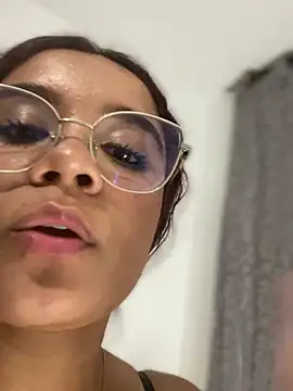 KITTY914 – Live XXX-chat