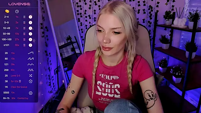 XXX chat uživo modela AnyaTaylor_