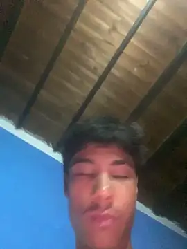 Adan21_cm 在線直播表演