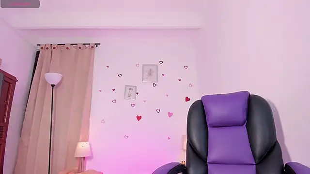 Вебкам-шоу LiaaMoretzz