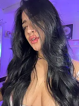 lucianaroy's Live XXX Chat