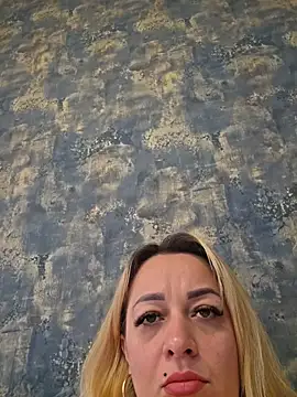 Czat XXX na żywo – RuxyHuge42ETT