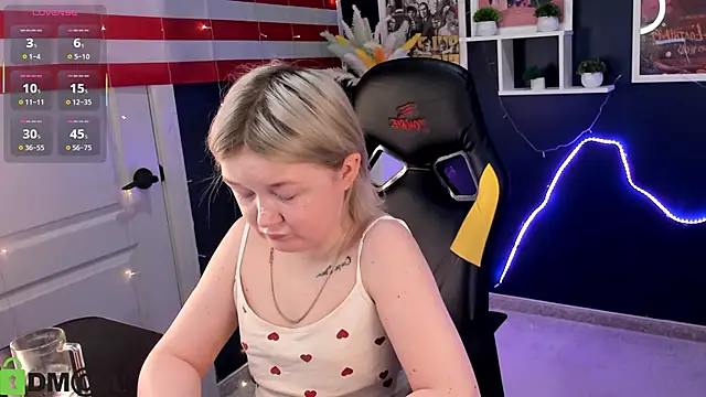 Chat +18 de Sara_Robinson ao vivo