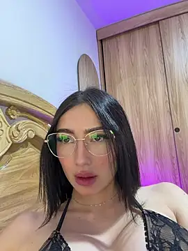 Maddy_Jones' Webcam Show