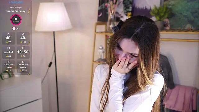 Czat XXX na żywo – CherlyGuss