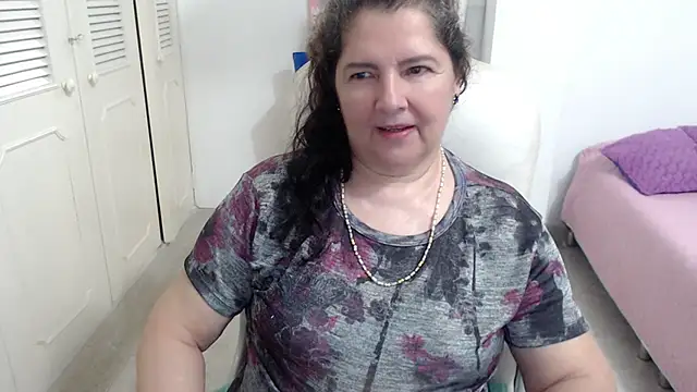 leonela_69 Adlı Modelin Canlı XXX Sohbeti