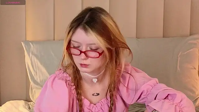 AlyssFrostn Webbikameraesitys