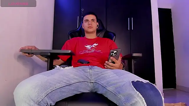 Liam_Mateo Pertunjukan Webcam