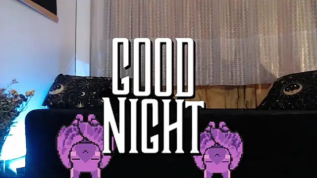 EllyuwuwのライブXXXチャット