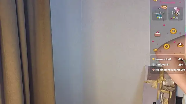 RosanneLaliberty's Live XXX Chat