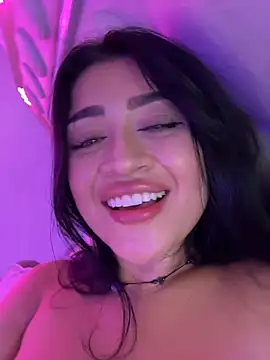 lucianaroy Chat XXX in diretta