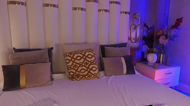 AmberRiso: απευθείας συνομιλία ΧΧΧ