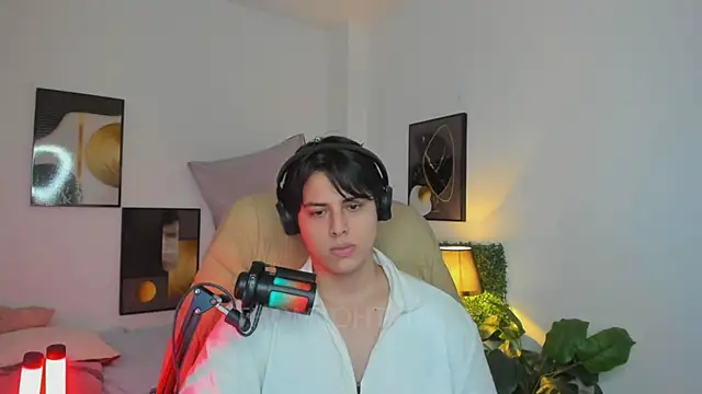 Thom_Ohtani ওয়েবক্যাম শো