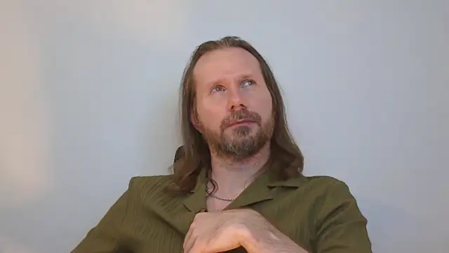 AlbinoAdonis webkamerás műsora