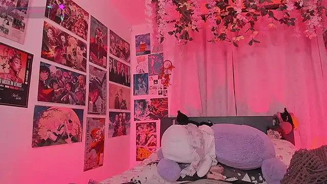 MissCurvyTop élő XXX-chatje