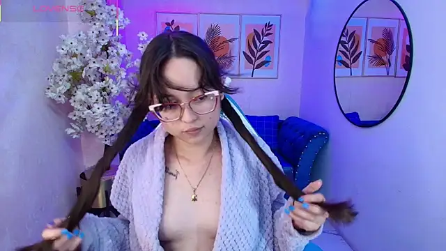 Shady_bug Live XXX-Chat