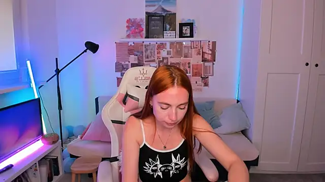 Mia_Madden Adlı Modelin Canlı XXX Sohbeti