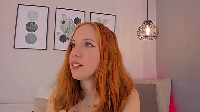 Chat XXX en directo de ariavelvet_