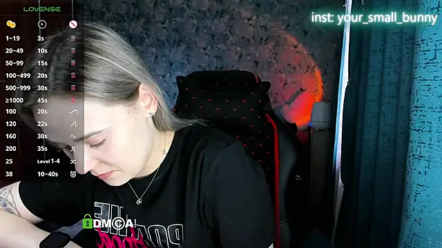 Your_small_bunnyn Live XXX chat