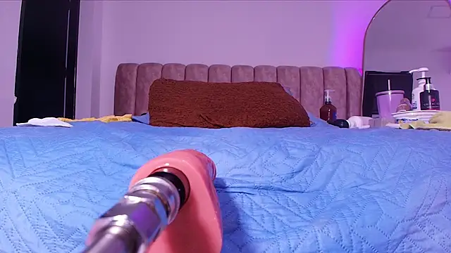 _linda_milk_: онлайн-секс-чат