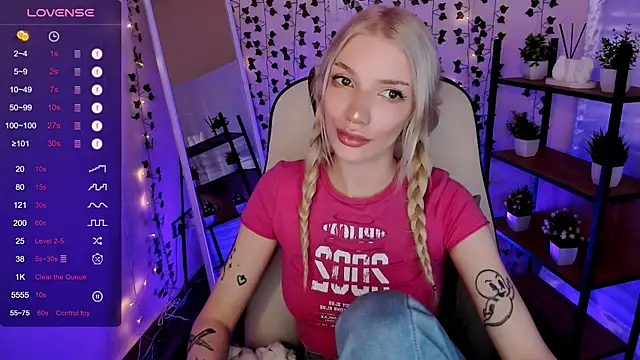 AnyaTaylor_ élő XXX-chatje