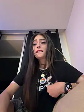 Pertunjukan Kamera Web Camistar18