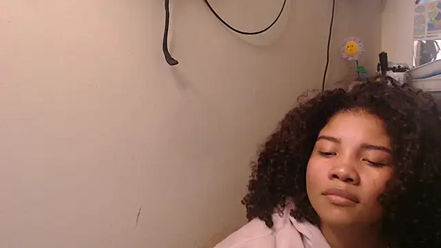 madelene's Live XXX Chat