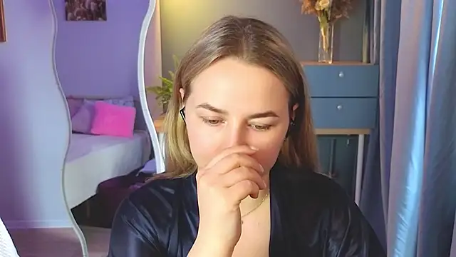 Chat XXX ao vivo de Mira_Mermayd