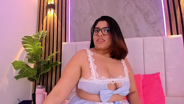 دردشة Carlotta_de_velour الجنسية المباشرة