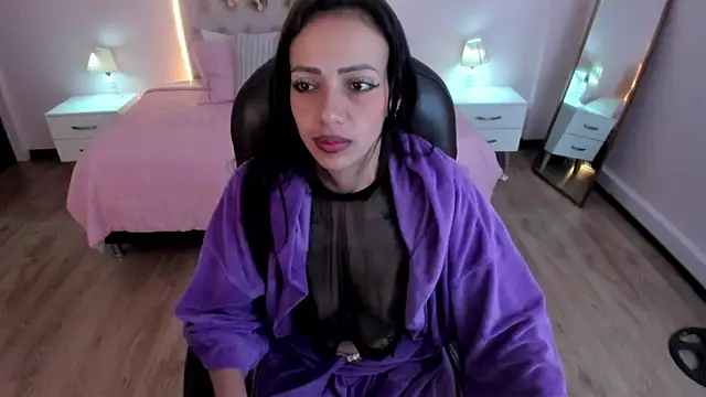 Mariam_Lopez__ Adlı Modelin Canlı XXX Sohbeti