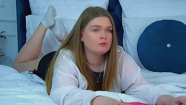 CrystalLyons Live XXX Chat