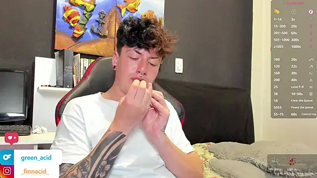 Green_acid01's Webcam Show