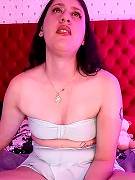 LunaDamasco's Live XXX Chat