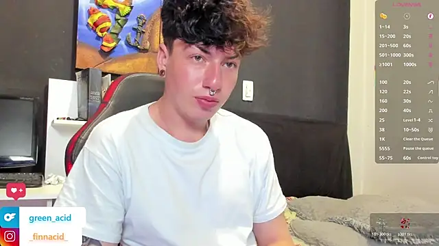 Green_acid01 Webcam Show