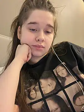 HornyGirlH's Webcam Show