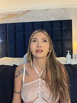 Chat XXX ao vivo de EmmaJhoons