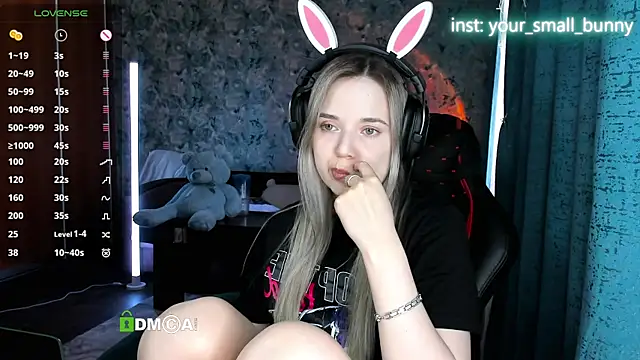 Your_small_bunnyn Live XXX chat