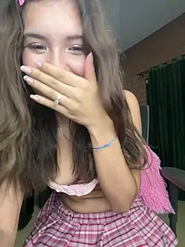 XXX chat uživo modela Selesumii