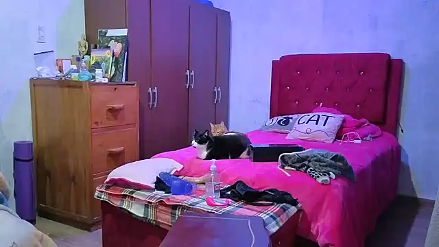 scarlett_widow_'s Webcam Show