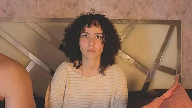 Benny_and_Mark's Live XXX Chat