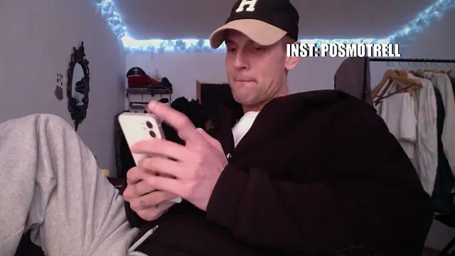 ETHAN_MOORE: απευθείας συνομιλία ΧΧΧ