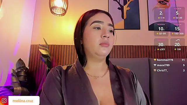 Онлайн чат XXX MelinaCruz