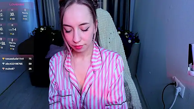 ShadowSparkle Chat XXX live